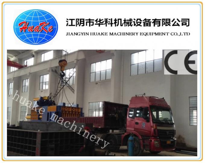 セリウムSGSのスクラップの鋼鉄リサイクルの梱包機の/Carの梱包機