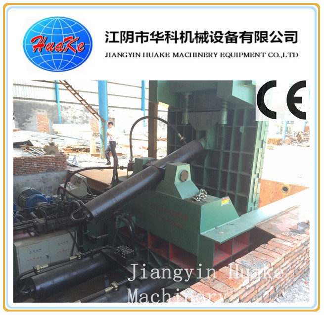 熱い販売Y81f-200の油圧鋼鉄正方形の梱包機/鋼鉄出版物の包装業者